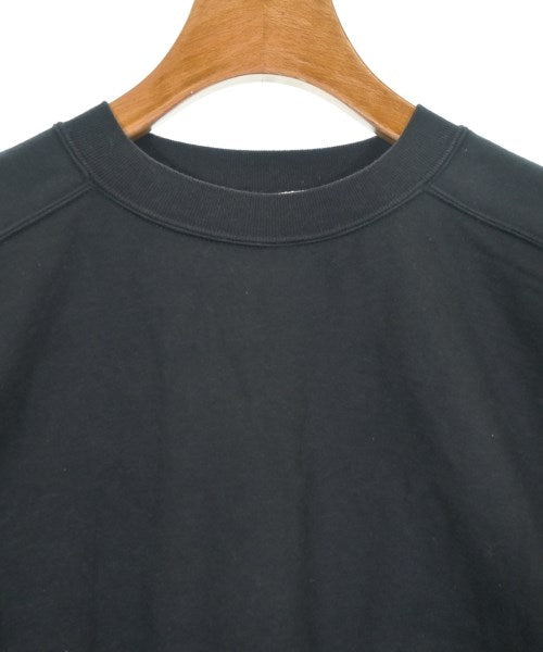 AURALEE เสื้อยืด/เสื้อท็อปส์