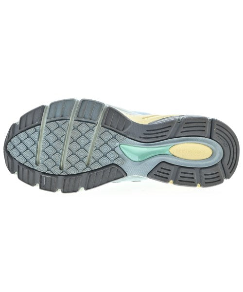 AURALEE รองเท้าผ้าใบ