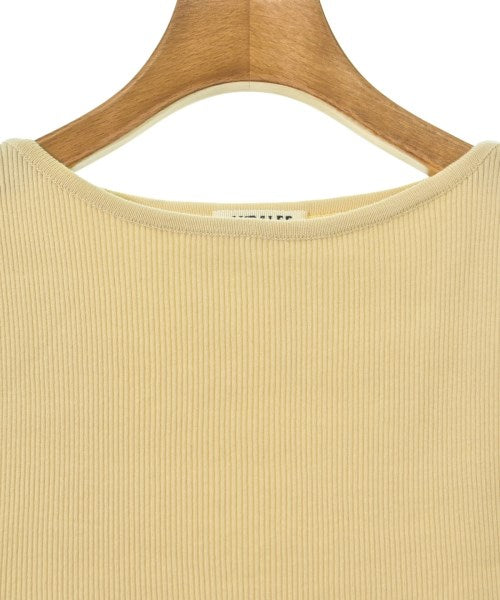 AURALEE เสื้อยืด/เสื้อท็อปส์