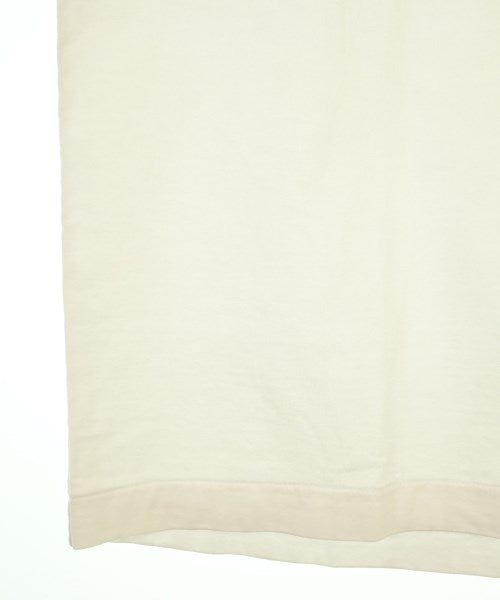 AURALEE เสื้อยืด/เสื้อท็อปส์