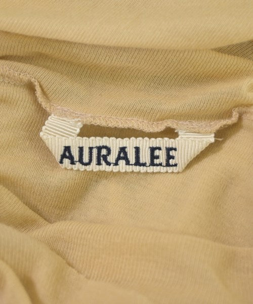 AURALEE เสื้อยืด/เสื้อท็อปส์