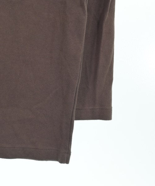 AURALEE เสื้อยืด/เสื้อท็อปส์