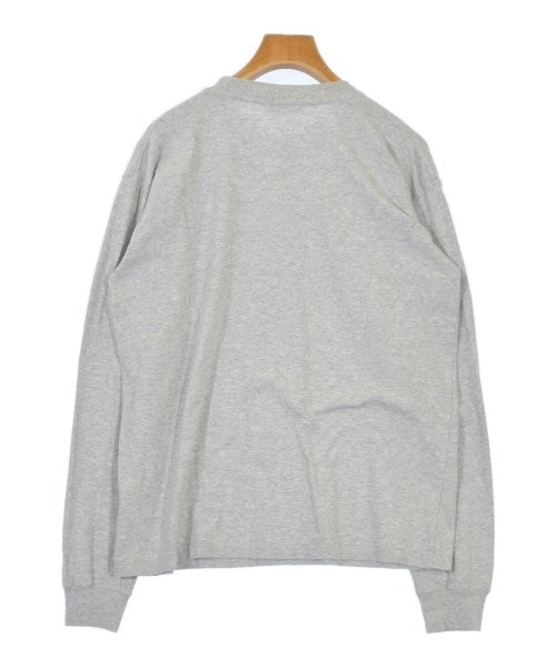 AURALEE เสื้อยืด/เสื้อท็อปส์