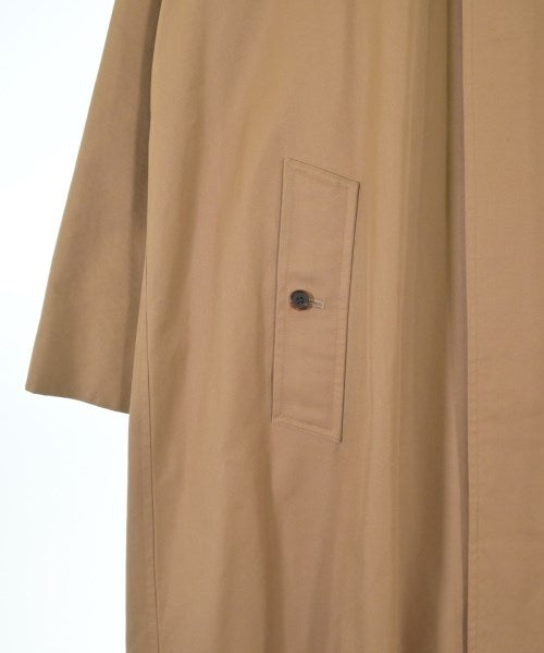 AURALEE เสื้อกันฝน