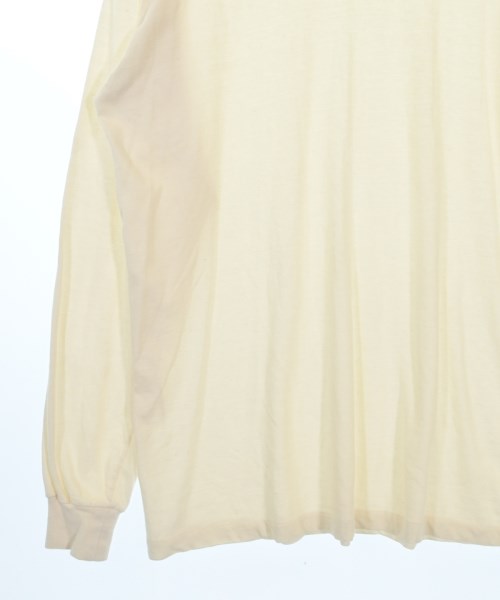 AURALEE เสื้อยืด/เสื้อท็อปส์