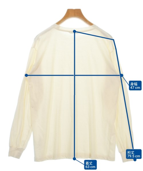 AURALEE เสื้อยืด/เสื้อท็อปส์