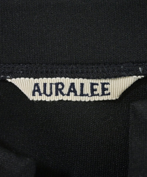AURALEE เสื้อยืด/เสื้อท็อปส์