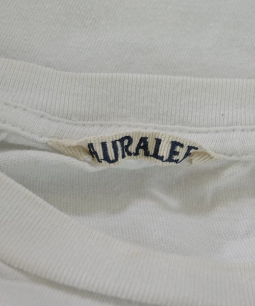 AURALEE เสื้อยืด/เสื้อท็อปส์