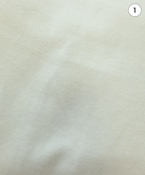 AURALEE เสื้อยืด/เสื้อท็อปส์