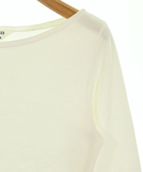 AURALEE เสื้อยืด/เสื้อท็อปส์