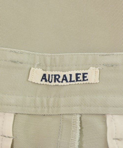 AURALEE ชิโน่