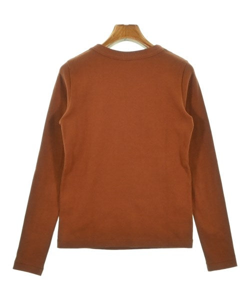 AURALEE เสื้อยืด/เสื้อท็อปส์