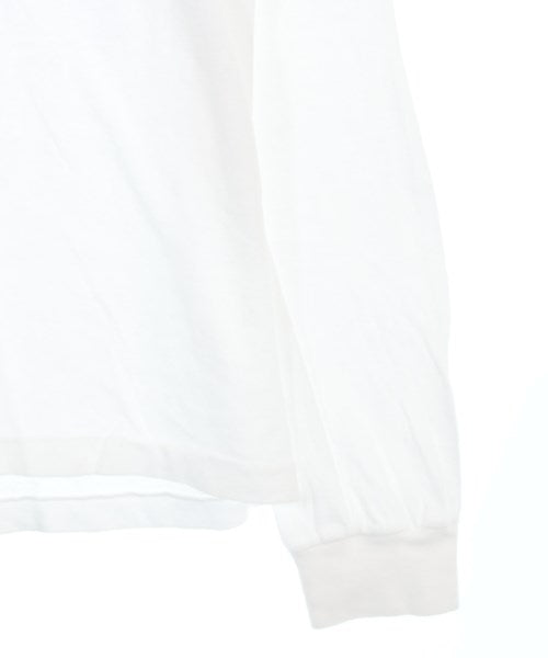 AURALEE เสื้อยืด/เสื้อท็อปส์