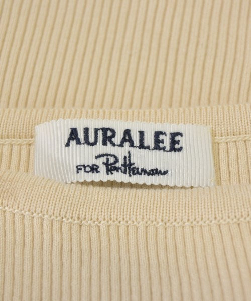 AURALEE เสื้อแขนกุด