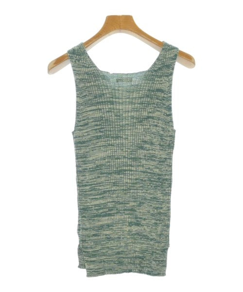 AURALEE เสื้อแขนกุด