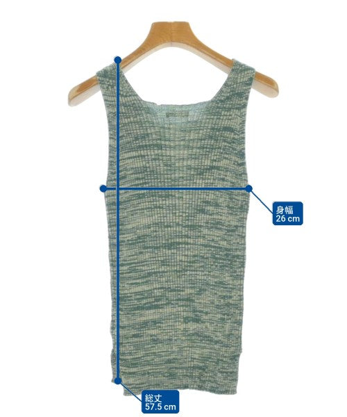 AURALEE เสื้อแขนกุด