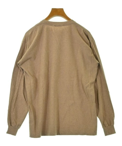 AURALEE เสื้อยืด/เสื้อท็อปส์