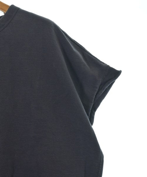 AURALEE เสื้อยืด/เสื้อท็อปส์