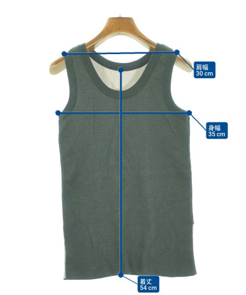 AURALEE เสื้อแขนกุด