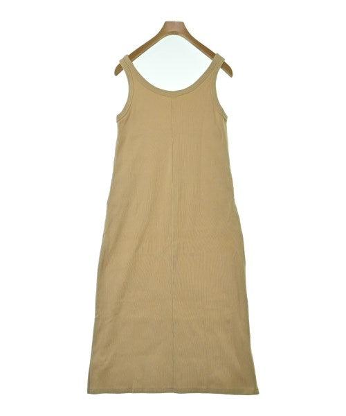 AURALEE ชุดเดรส