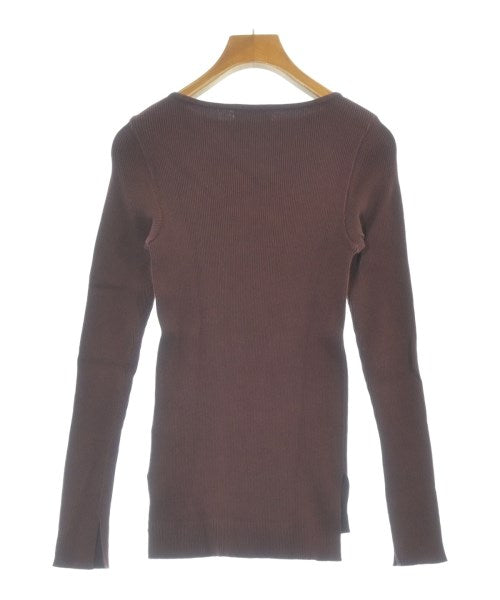 AURALEE เสื้อยืด/เสื้อท็อปส์