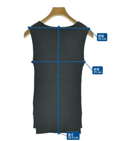 AURALEE เสื้อแขนกุด