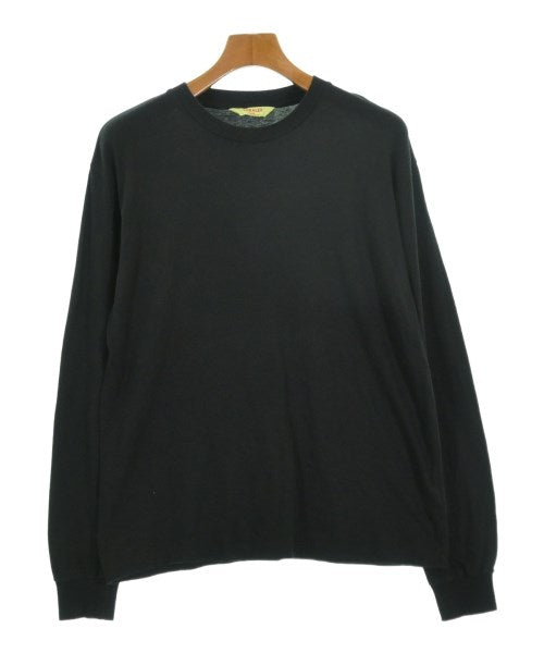AURALEE เสื้อยืด/เสื้อท็อปส์
