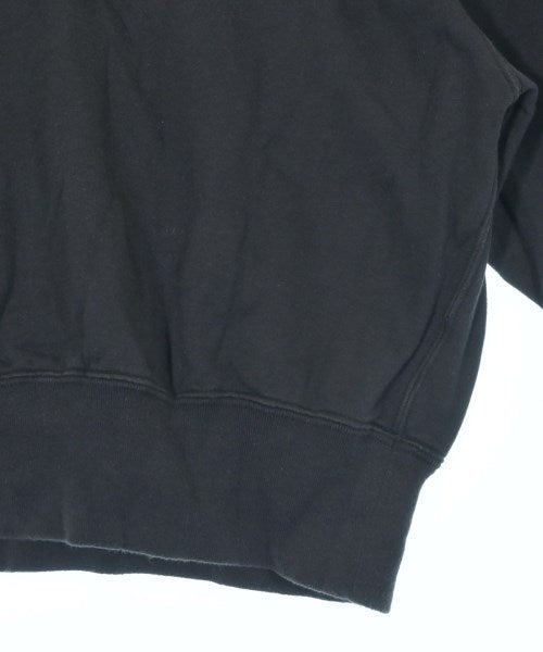 AURALEE เสื้อยืด/เสื้อท็อปส์