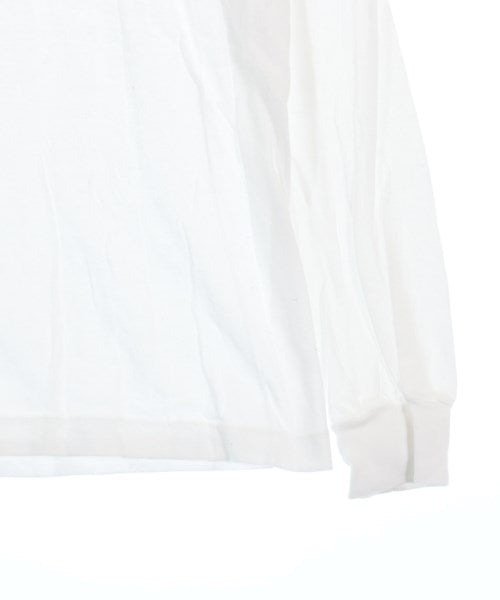 AURALEE เสื้อยืด/เสื้อท็อปส์