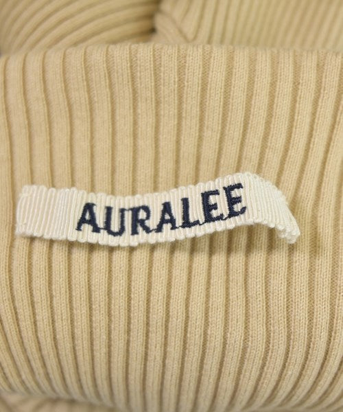 AURALEE เสื้อยืด/เสื้อท็อปส์
