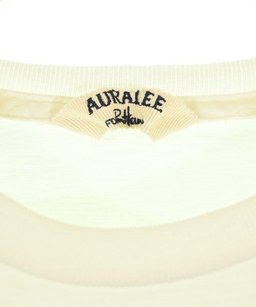 AURALEE เสื้อยืด/เสื้อท็อปส์