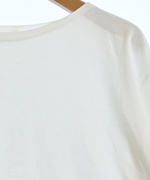 AURALEE เสื้อยืด/เสื้อท็อปส์