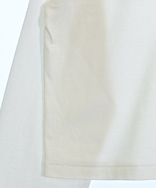 AURALEE เสื้อยืด/เสื้อท็อปส์