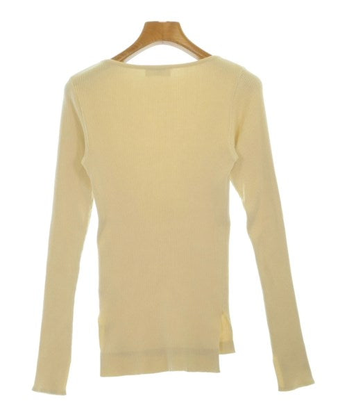 AURALEE เสื้อยืด/เสื้อท็อปส์