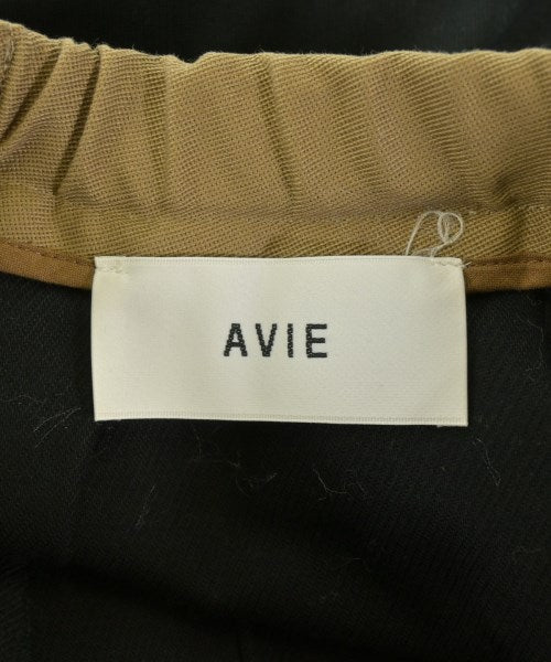 avie กางเกงขาสั้น