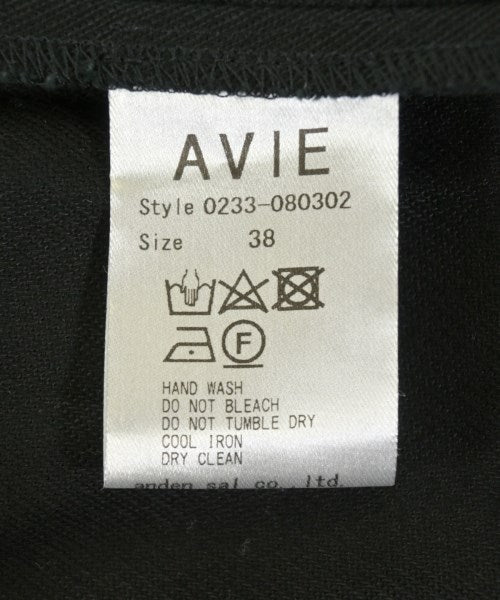 avie กางเกงขาสั้น
