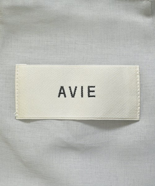 avie ชุดเดรส