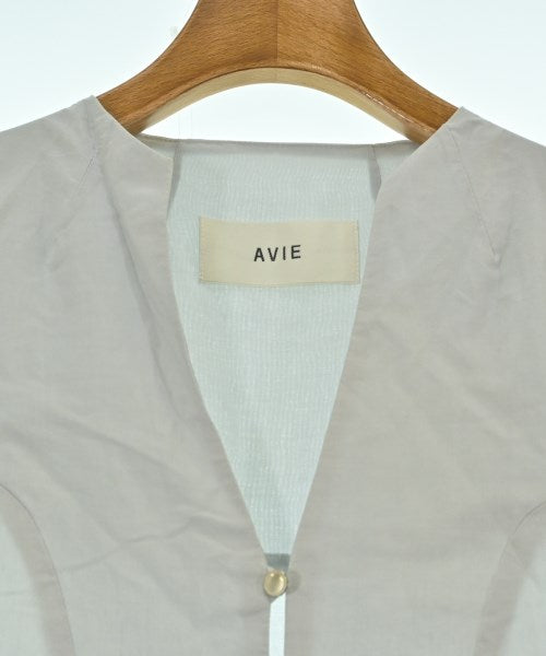 avie ชุดเดรส