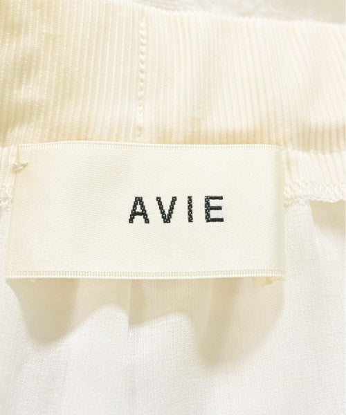 avie กางเกง อื่น