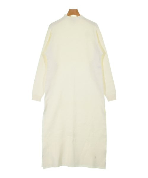 ADOLFO DOMINGUEZ ชุดเดรส