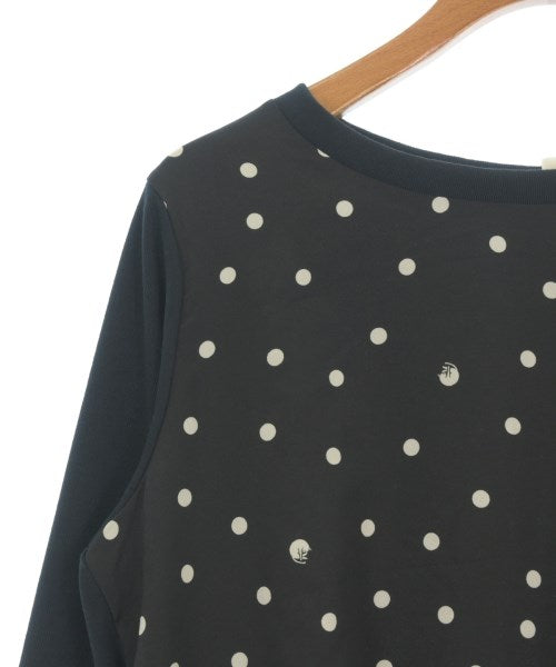 BE NEAT เสื้อยืด/เสื้อท็อปส์