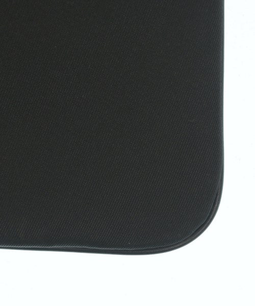 BLACK LABEL CRESTBRIDGE คลัตช์