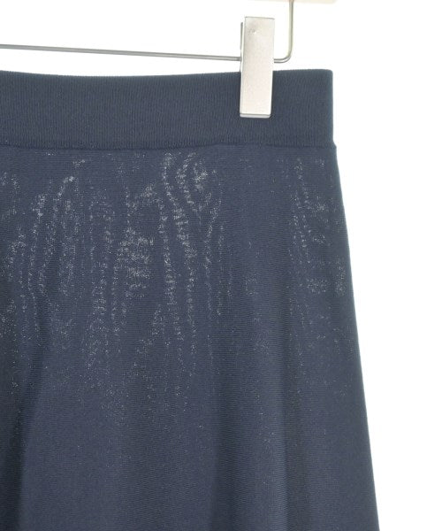 BLUE LABEL CRESTBRIDGE กระโปรงยาวถึงเข่า