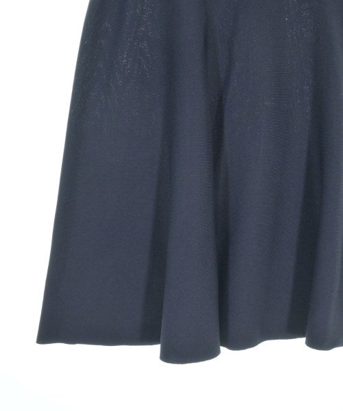 BLUE LABEL CRESTBRIDGE กระโปรงยาวถึงเข่า