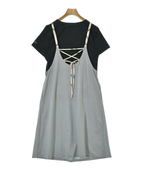 BLUE LABEL CRESTBRIDGE ชุดเดรส