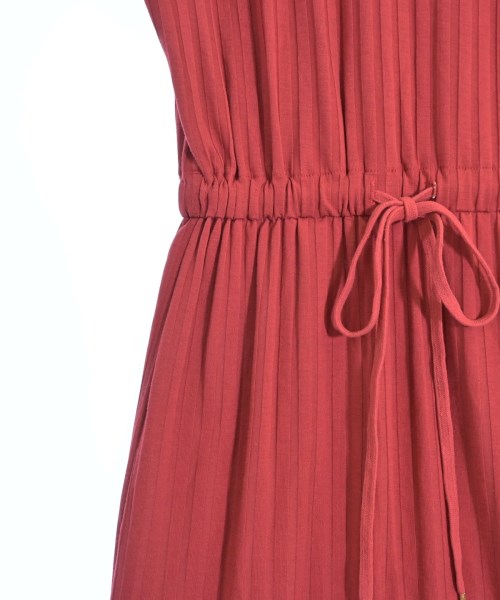 ear PAPILLONNER ชุดเดรส