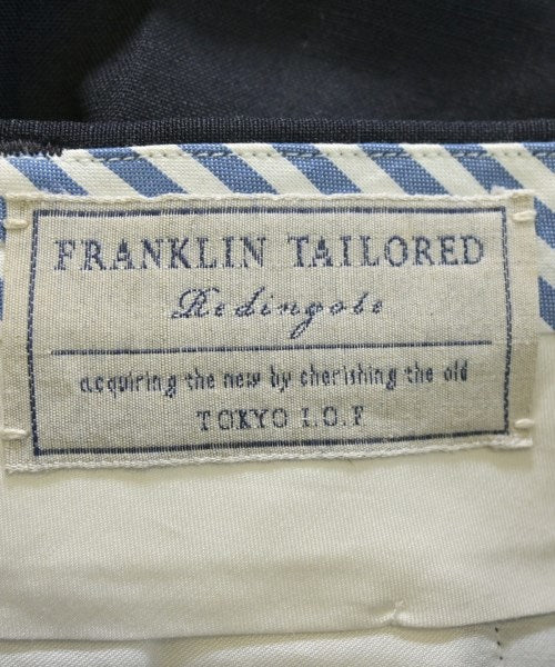 FRANKLIN TAILORED กางเกงขาสั้น