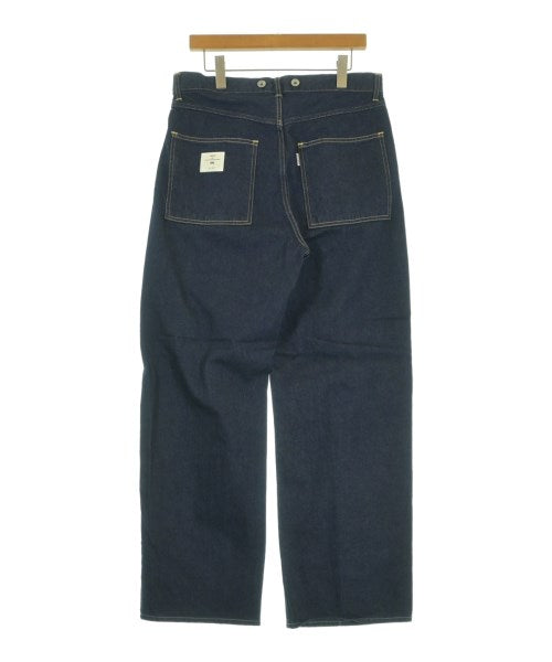 Name. ยีนส์