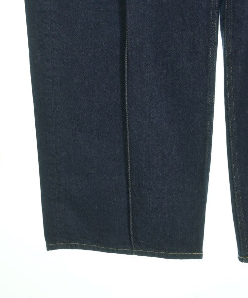 Name. ยีนส์