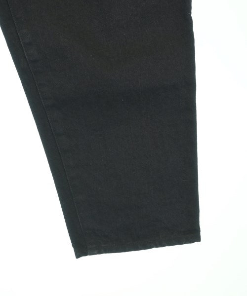 Name. ยีนส์